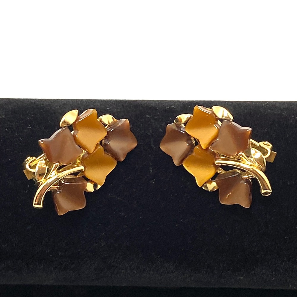Vintage‎ Thermoset Lucite Moonglow Brown Leaf Cluster Clip On Earrings Retro MCM - Picture 2 of 5